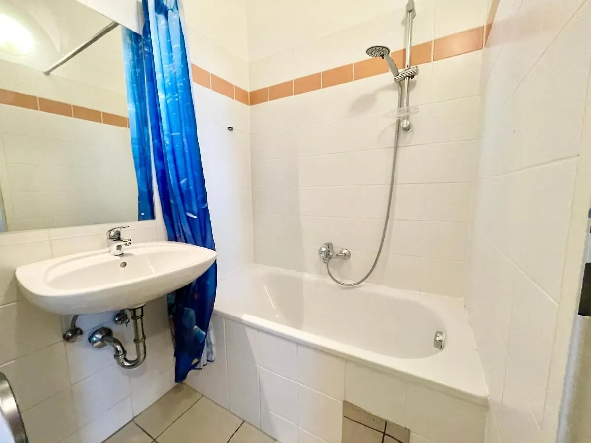 Sunny & Calm 45 M2 Apartment Viyana