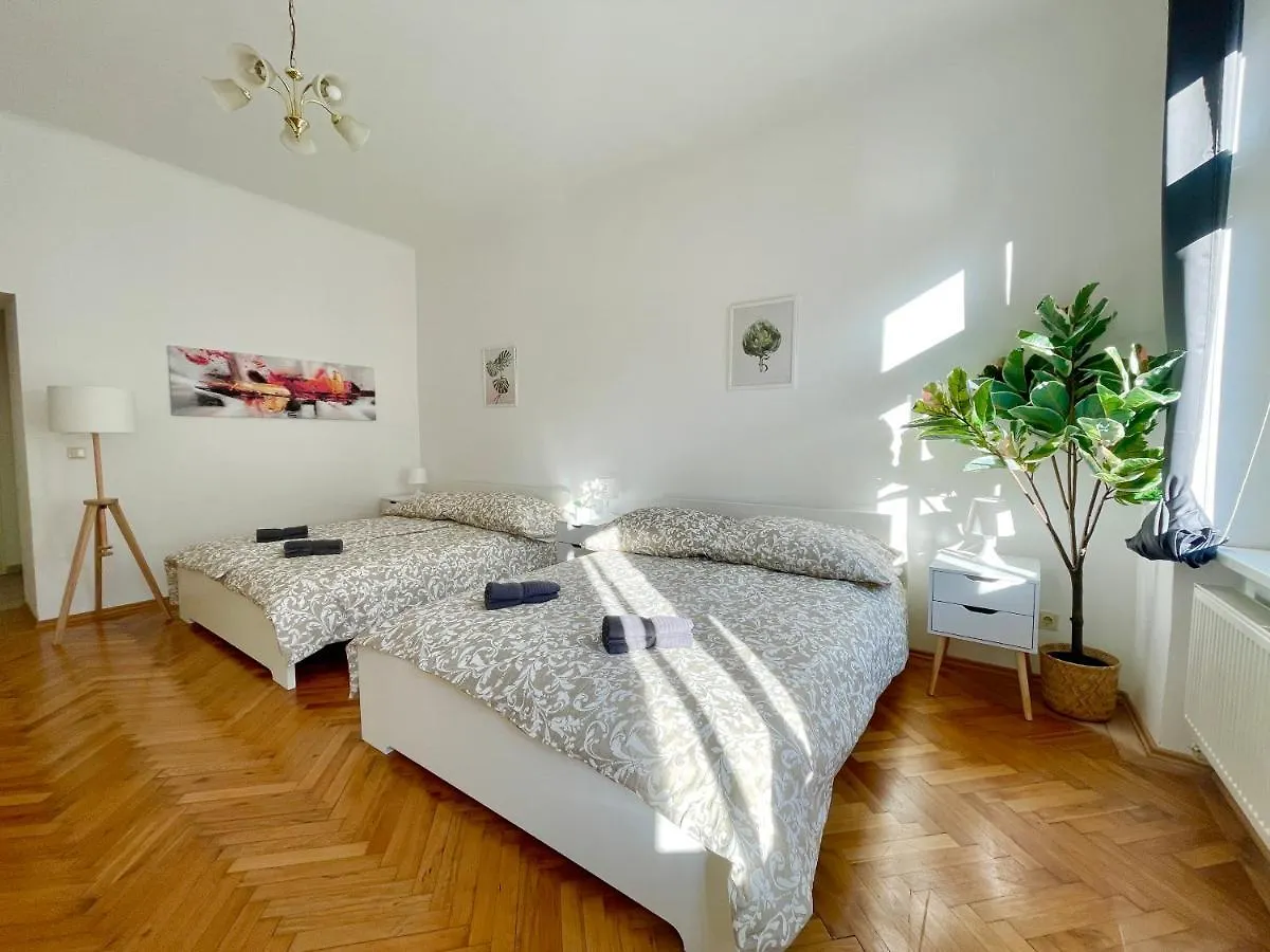 Sunny & Calm 45 M2 Apartment Vienna 0*,  Austria