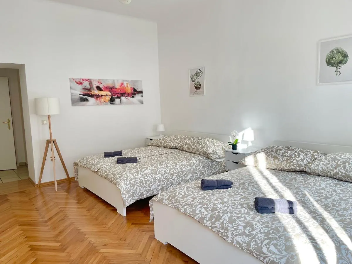 Sunny & Calm 45 M2 Apartment Vienna